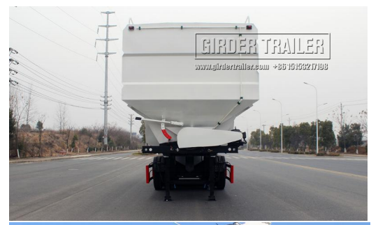 Bulk feed trailer top hopper view