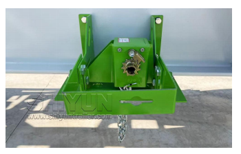 Log trailer green landing gear component