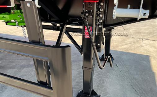 Landing gear component detail