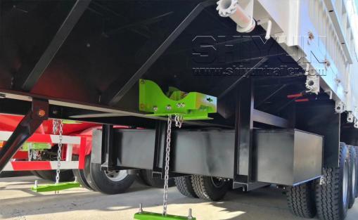 Landing gear leg detail