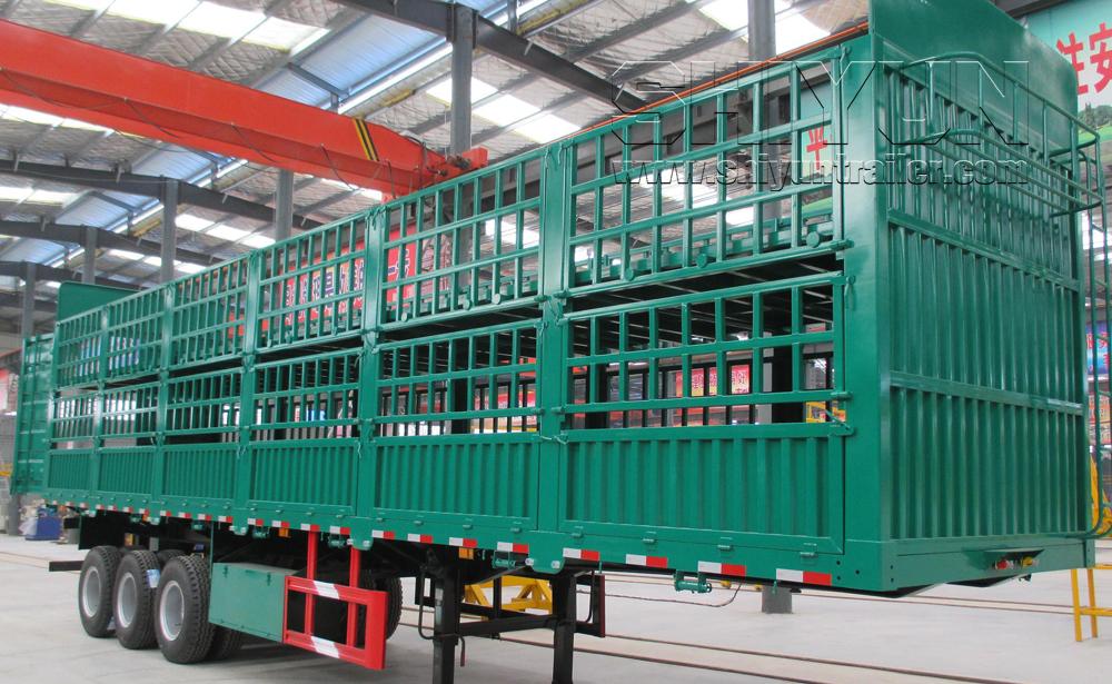 Double deck livestock trailer green fence type