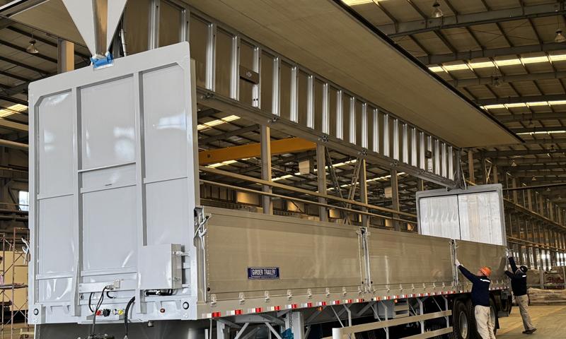 Wing van semi trailer interior with wing open