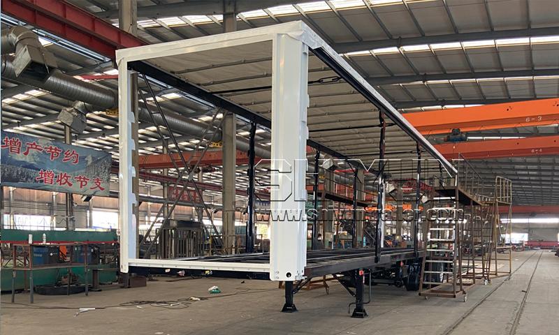 Curtain side trailer steel frame construction