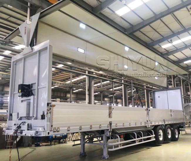 Wing van trailer with wing panel lifted open