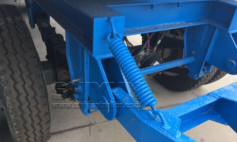 Low bed draw bar trailer suspension close-up
